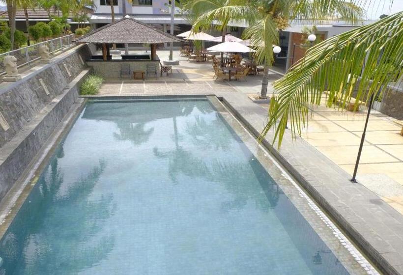 בית מלון כפרי Kuraya Residence Lampung