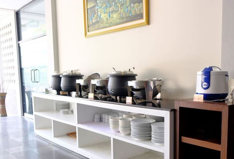 בית מלון כפרי Kuraya Residence Lampung