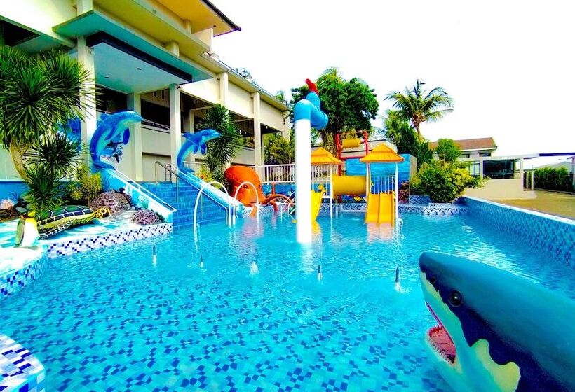 בית מלון כפרי Kuraya Residence Lampung