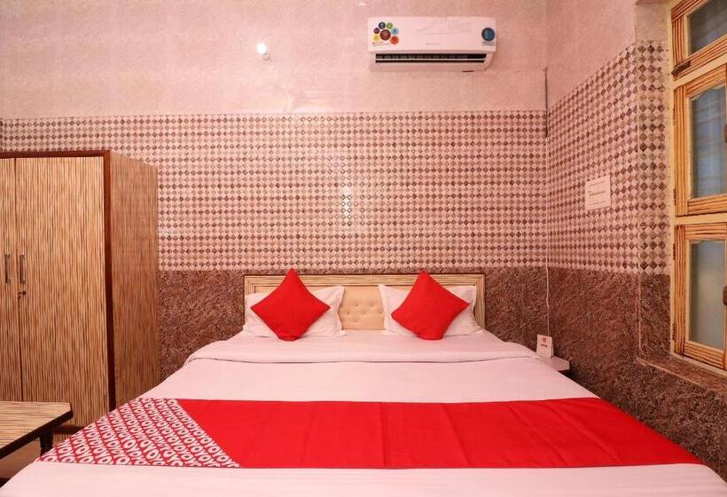 هتل Oyo 22646 Jyoti