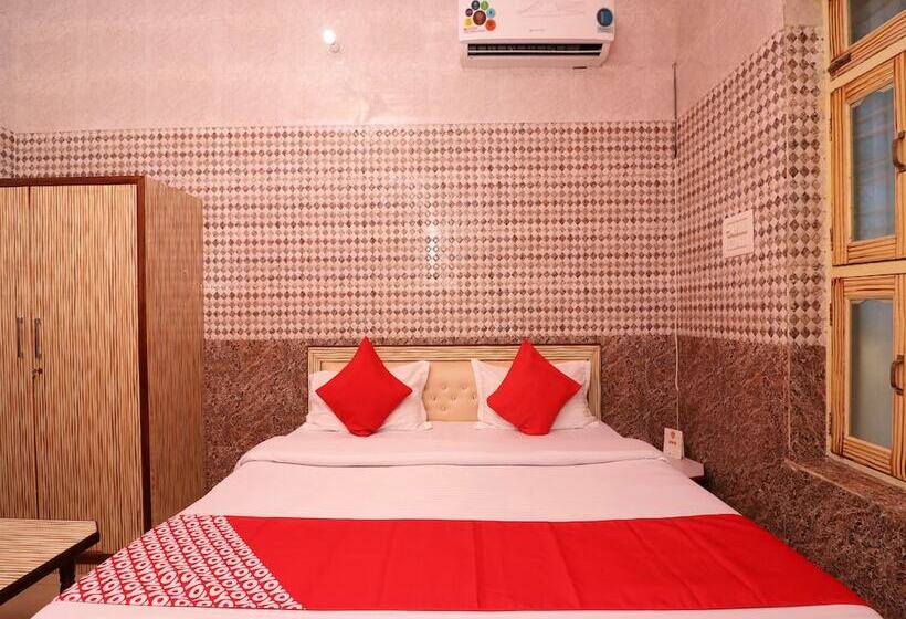 هتل Oyo 22646 Jyoti