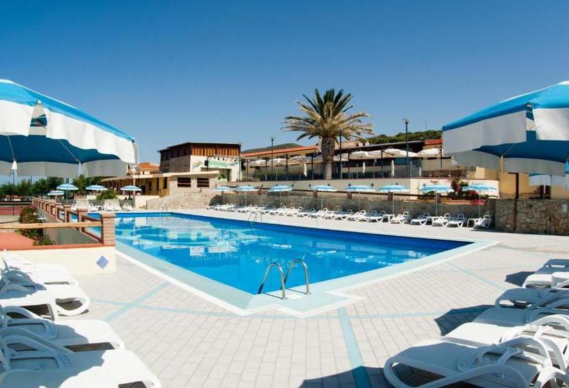 هتل Rasciada Club