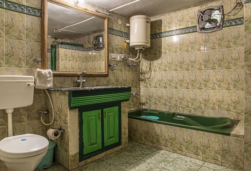 فندق Echor Backwoods Villa Narkanda