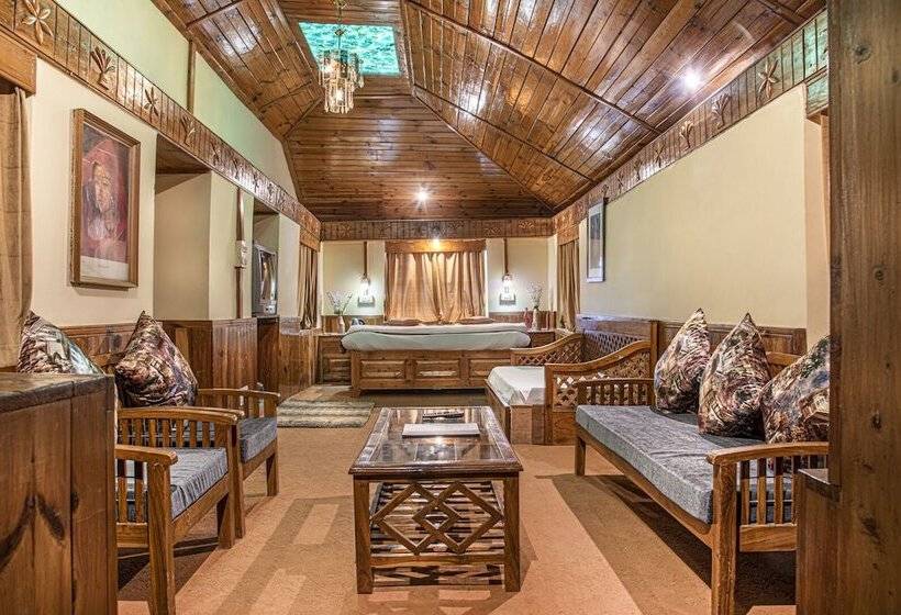 فندق Echor Backwoods Villa Narkanda