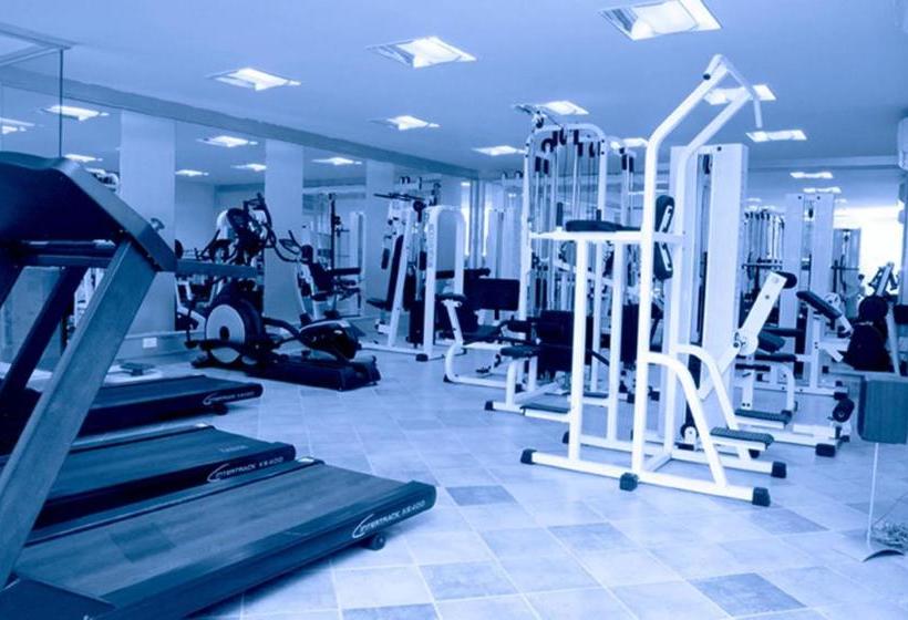 فندق The Andhra Art & Craft