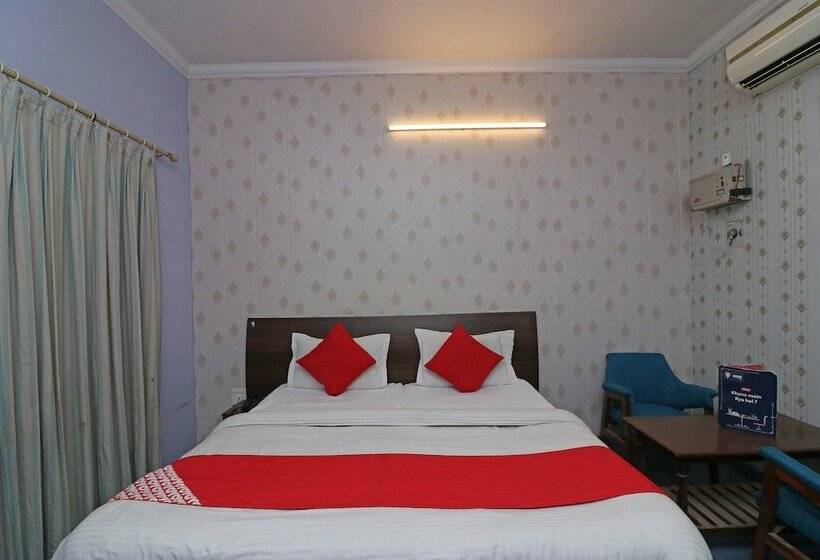 Oyo 16270 Hotel Sweet Home