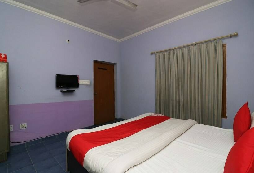 Oyo 16270 Hotel Sweet Home