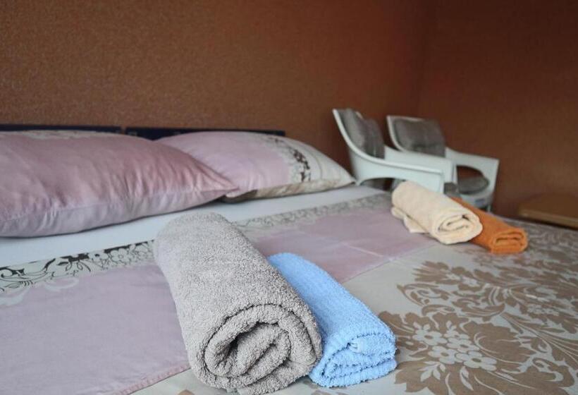 پانسیون Sobe Apartmani Modriča