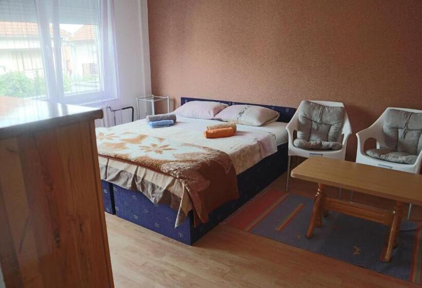 پانسیون Sobe Apartmani Modriča