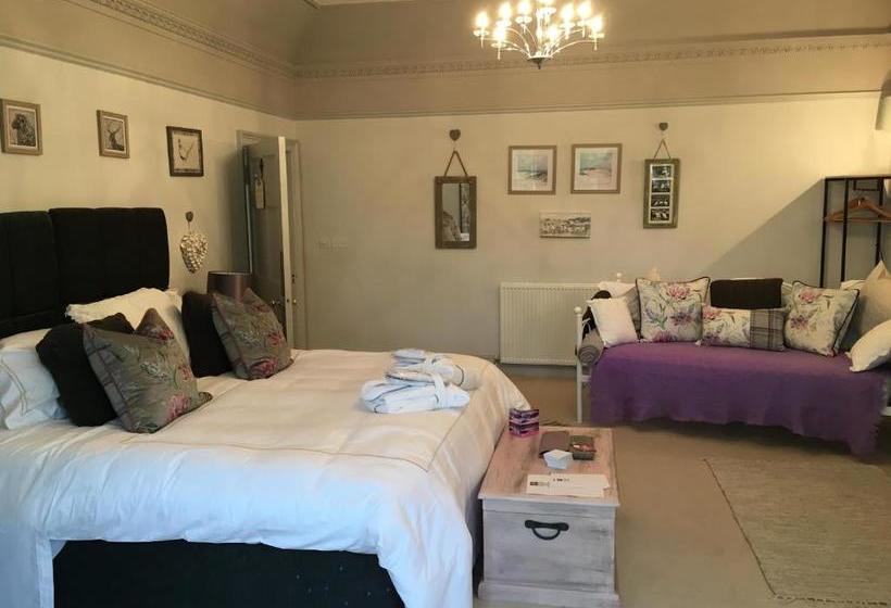 צימר Buckton Farmhouse