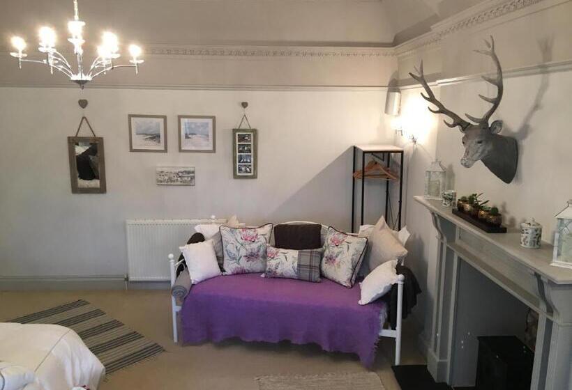 צימר Buckton Farmhouse