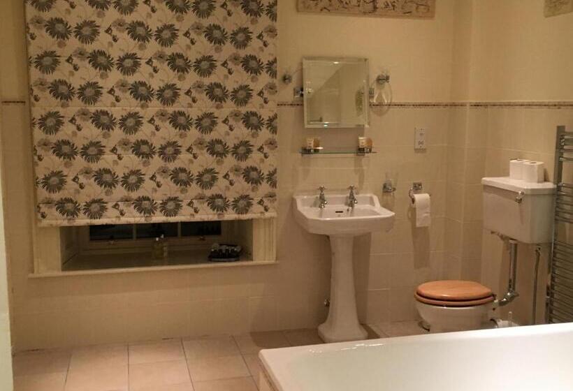 צימר Buckton Farmhouse