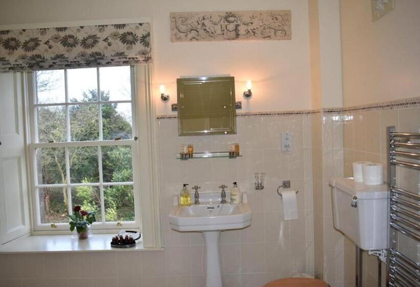 צימר Buckton Farmhouse