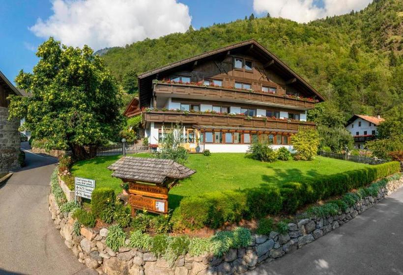 Bed and Breakfast Garni Hotel Farmerhof