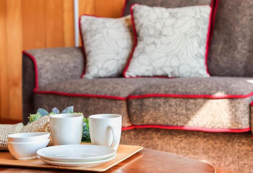 Condominium Hotel Mihama Upi