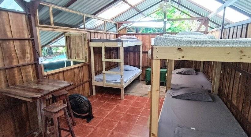 Flutterby House Hostel