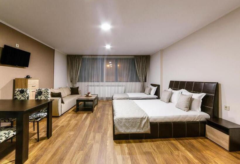 Family Hotel Ring & Thermal