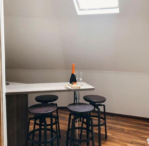 فندق Domos Dream