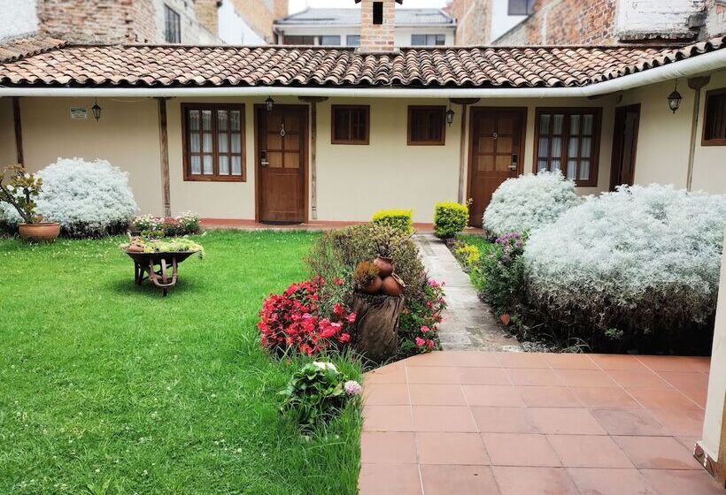 ホテル Raymipampa