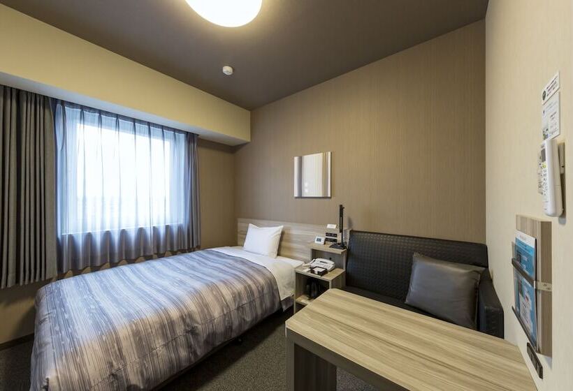 호텔 Route Inn Chiba Hamano Tokyowangan Doro