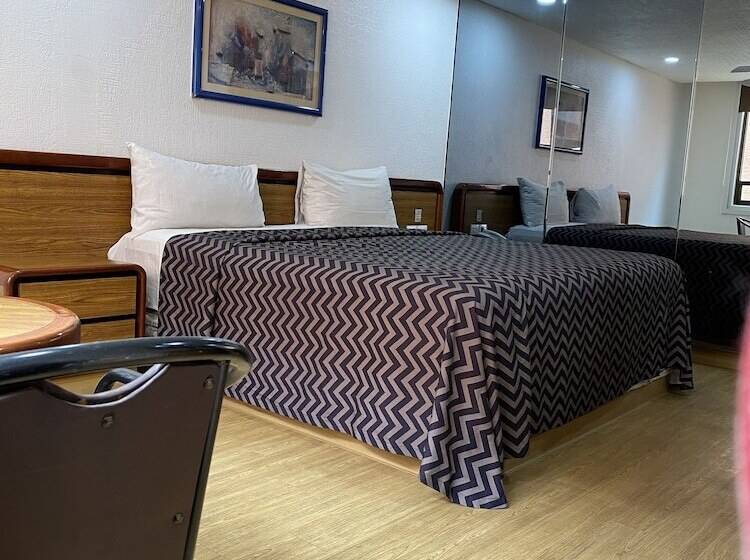 Отель San Lucas