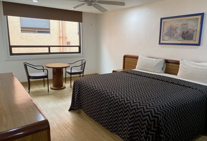 Отель San Lucas