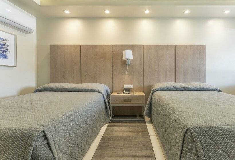 בית מלון כפרי La Siesta