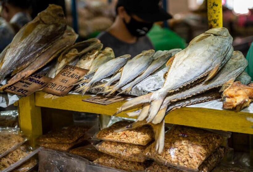 מוטל Pertama Lodge