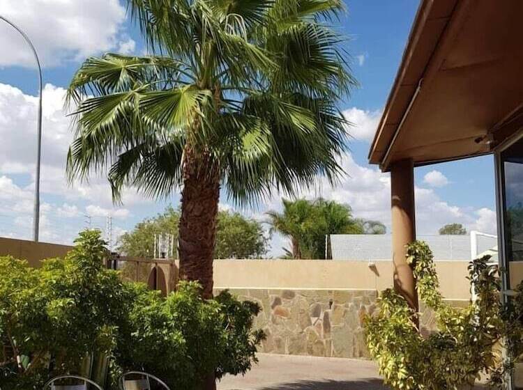 פנסיון Esperanca Guesthouse