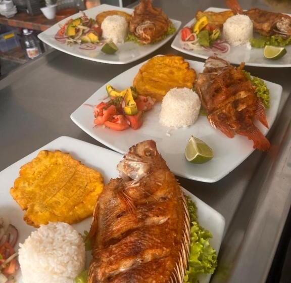 פנסיון Green Door San Gil