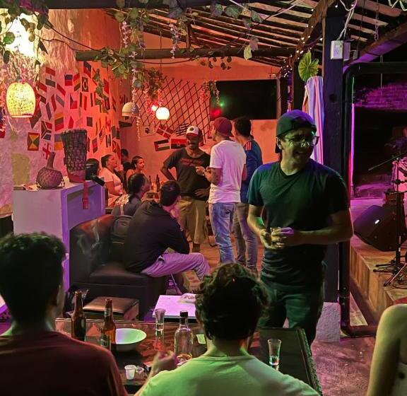 پانسیون Green Door San Gil