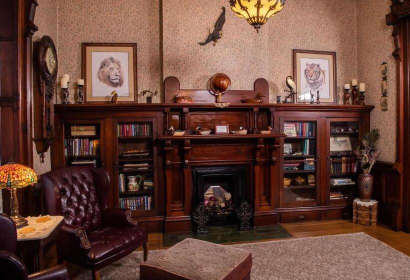 Spencer House Bed & Breakfast