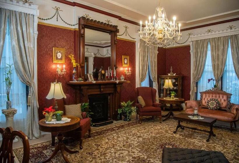 Spencer House Bed & Breakfast