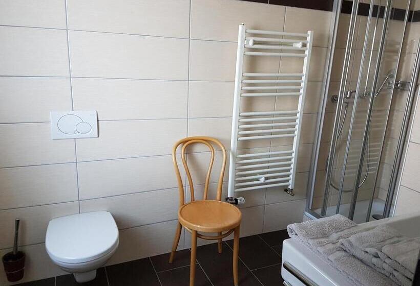 فندق صغير Auberge De La Couronne