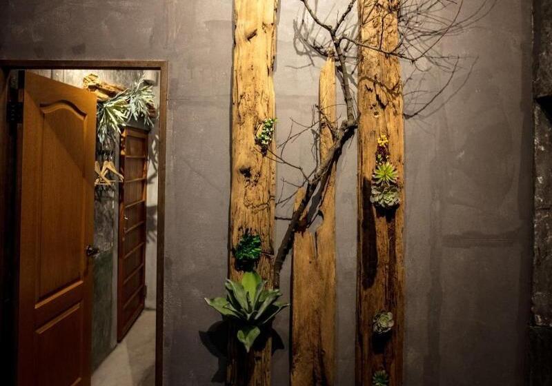 Shen Nong Village   Hostel