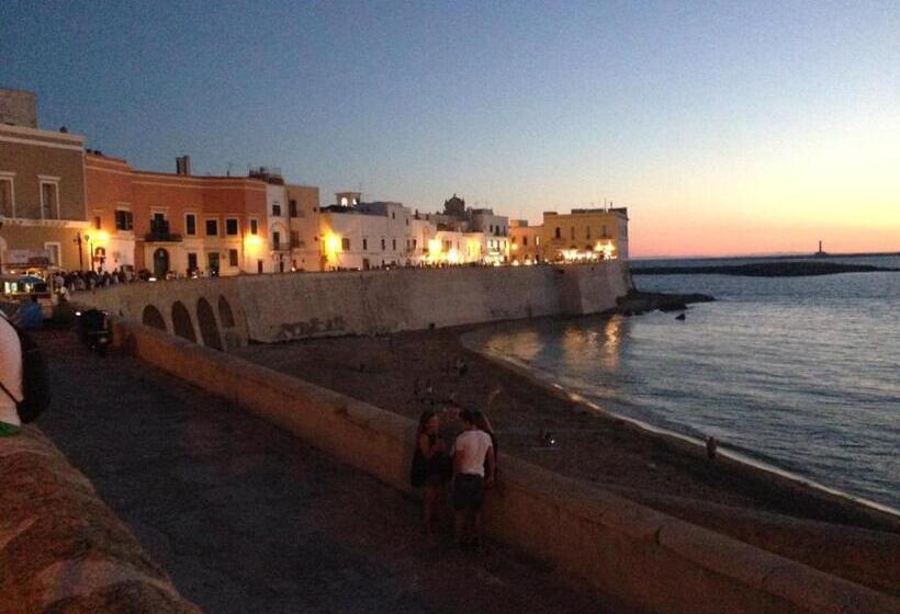 تختخواب و صبحانه Camera Vista Mare Holidayz