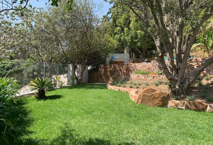 مبيت وإفطار Frogs Hill