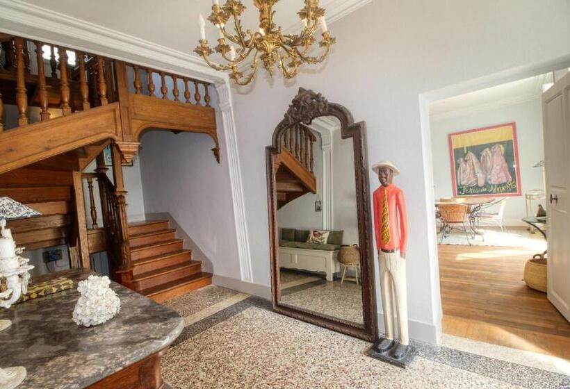 مبيت وإفطار Mas D Escattes