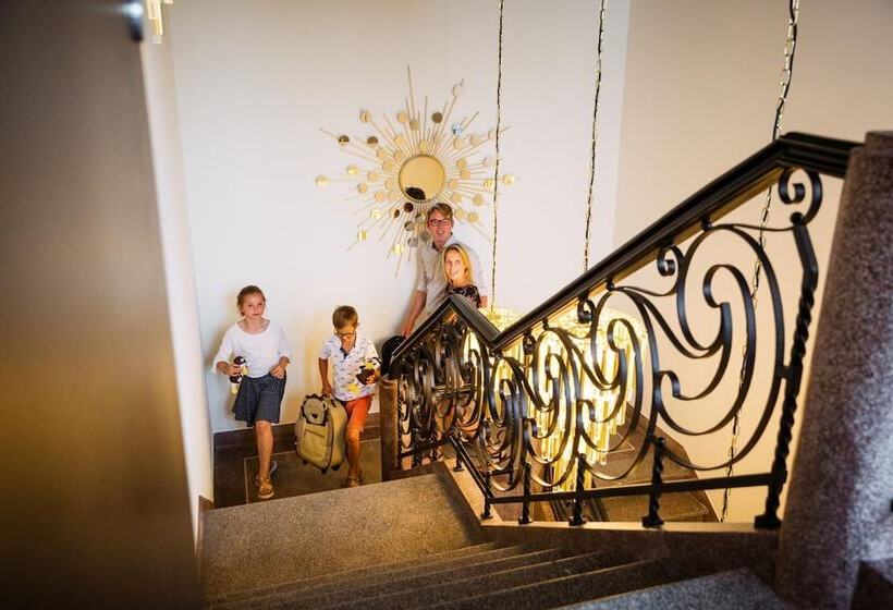 C Hotels Continental