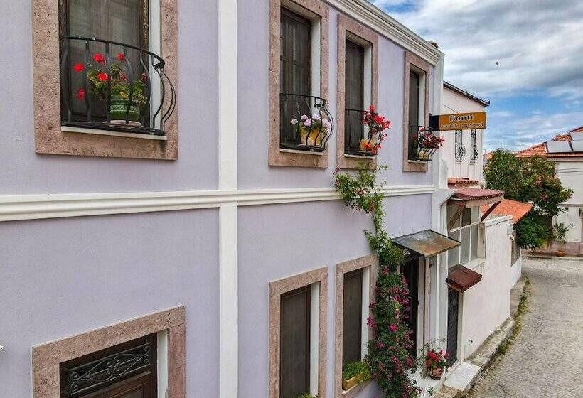 ホテル Bouti Ayvalık