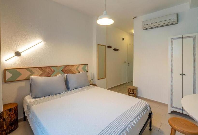 ホテル Bouti Ayvalık