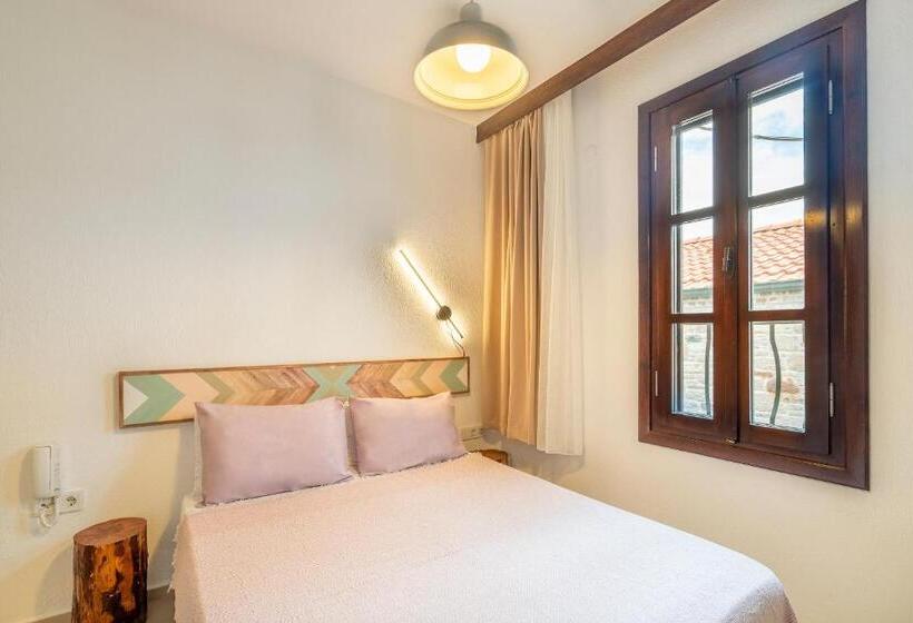 ホテル Bouti Ayvalık