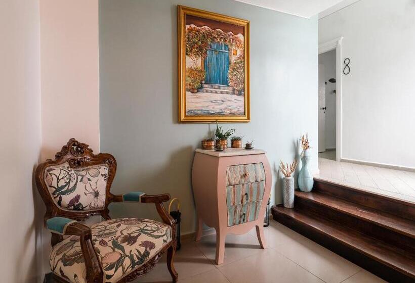 ホテル Bouti Ayvalık