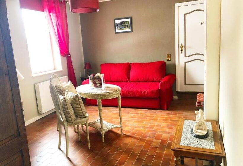 Отель Hostellerie De La Chapelle