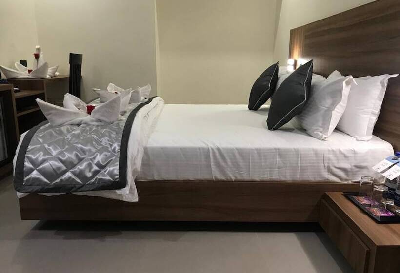 Kyriad Hotel Solapur By Othpl