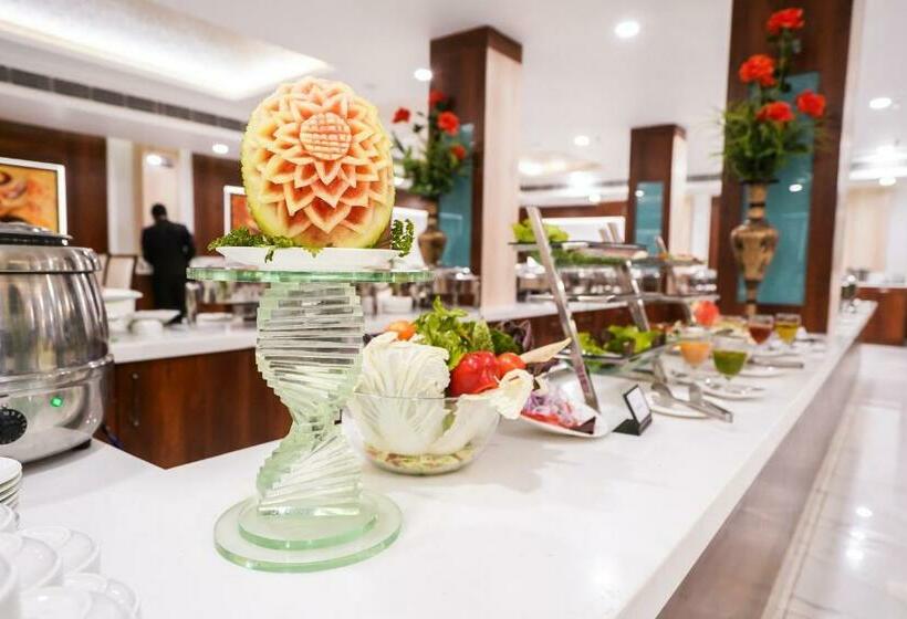 酒店 Millenia Regency Lucknow