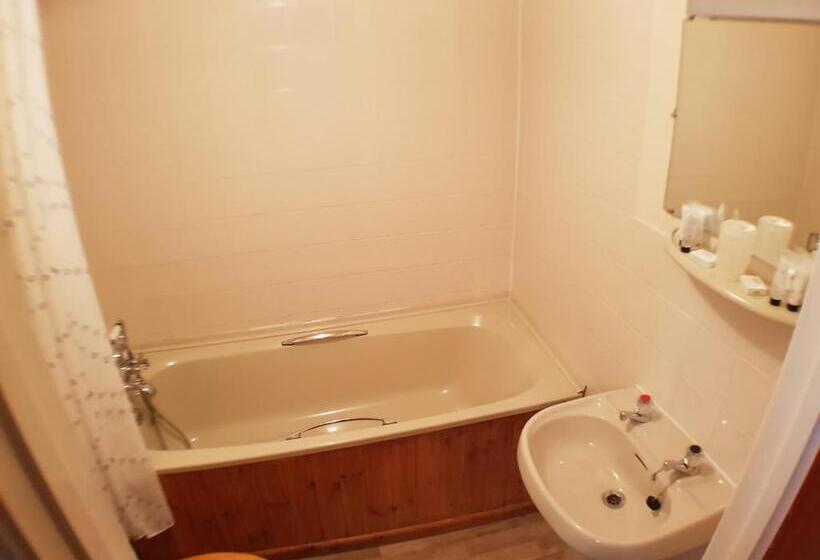 ホテル The White House