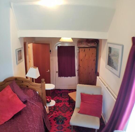 ホテル The White House