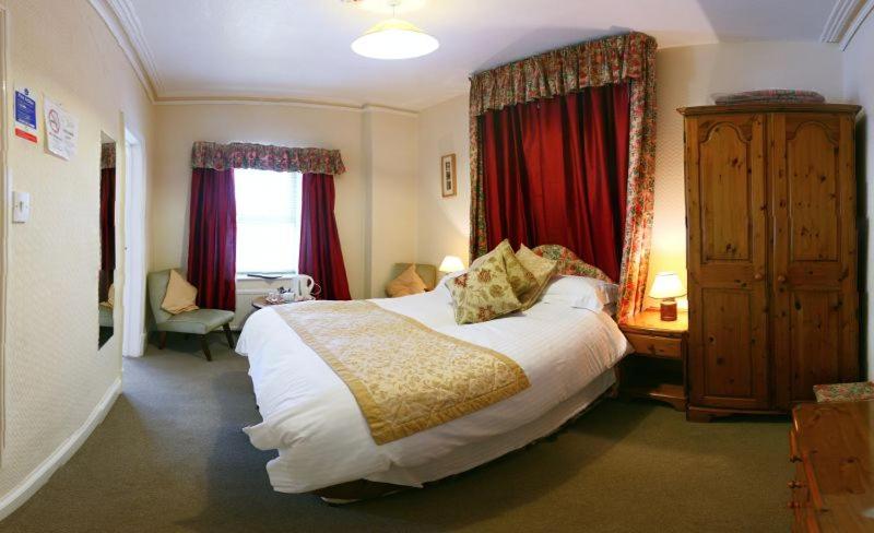 ホテル The White House