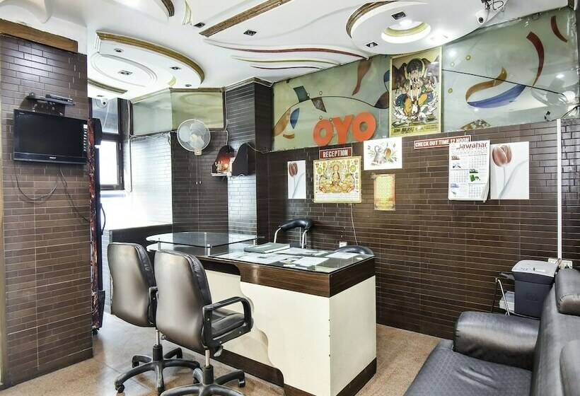 Oyo 22424 Hotel Vice Roy